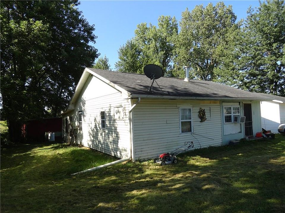 2nd image of 140 Prospect Ave