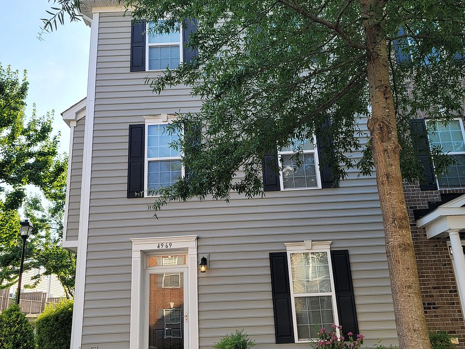 1st image of 4969 Almandine Ave #1