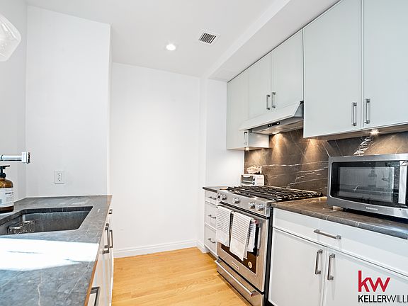 4th image of 554 4th Ave #6E