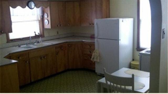 2nd image of 112 SW Bryant