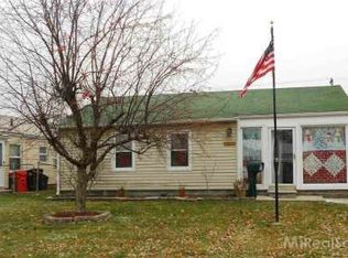 25364 Wiseman St, Roseville, MI 48066