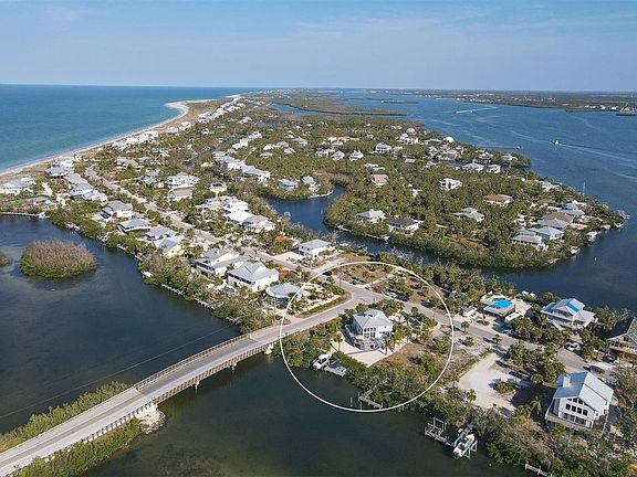 3rd image of 51 N Gulf Blvd
