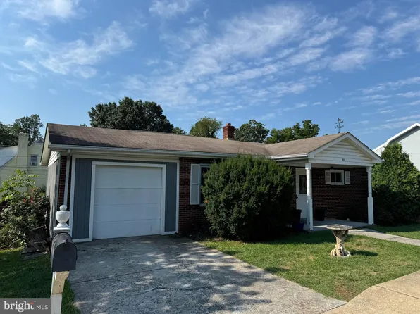 27 Fairview Ave, Front Royal, VA 22630