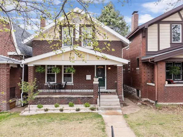 29 Lawn Pl, Saint Louis, MO 63110