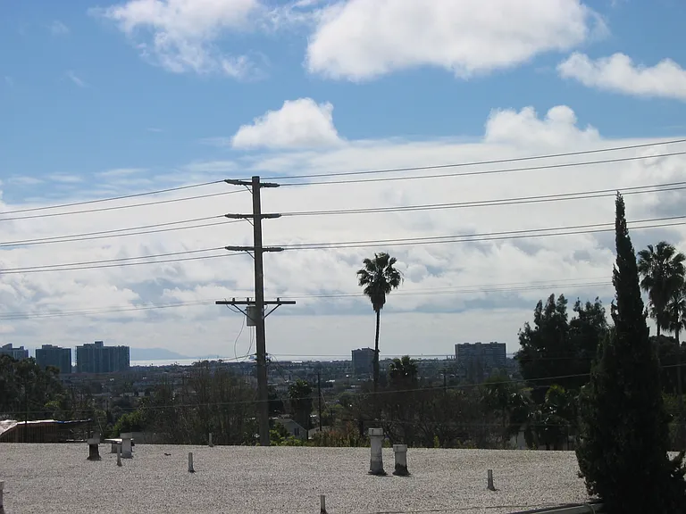 Now, you can see the Marina Towers, right?
