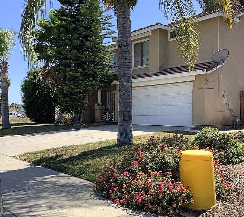 2nd image of 40639 Vernay St
