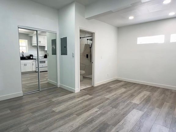 5th image of 1133 Crystal Downs Dr