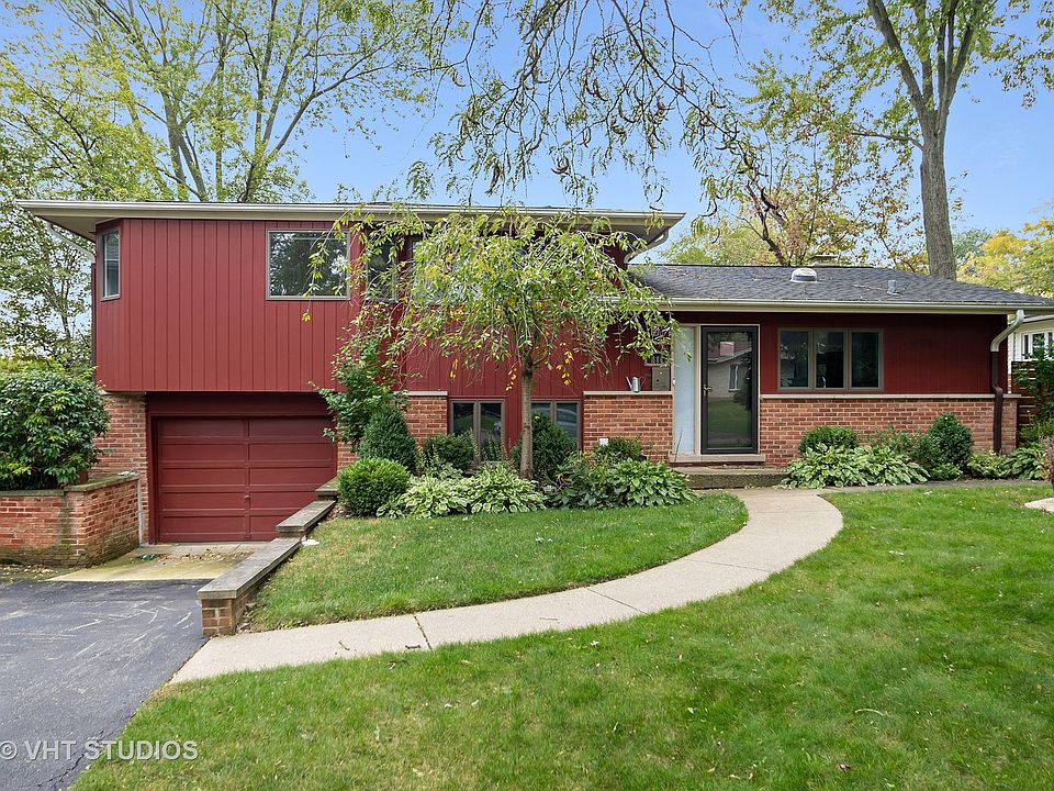 1st image of 886 Auburn Ct