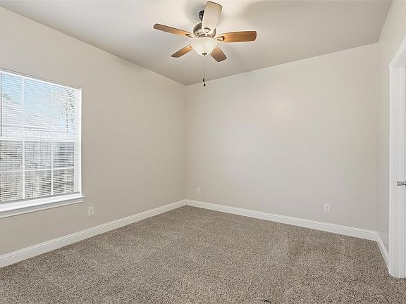 2nd image of 4104 Gordon St