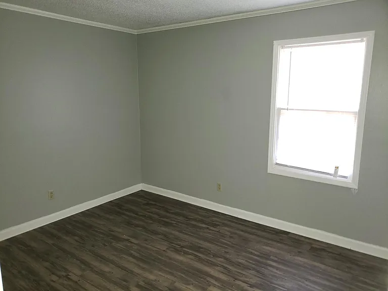 98 S Burns St #6 — Photo 17