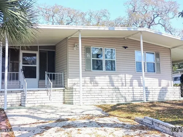 7398 First Circle Dr, Brooksville, FL 34613