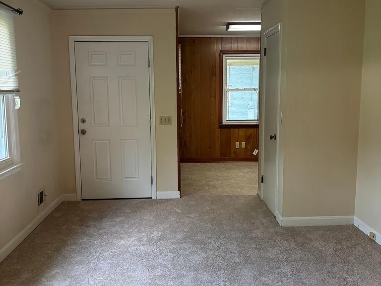 2426 Peach Orchard Rd — Photo 7
