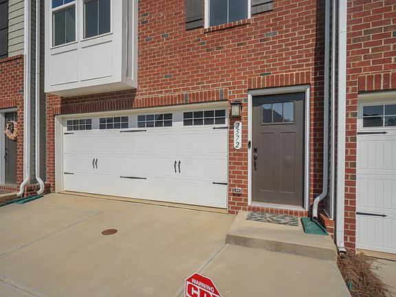 5th image of 2572 Grantham Place Dr