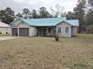 1363 Pelican Ln SE, Townsend, GA 31331