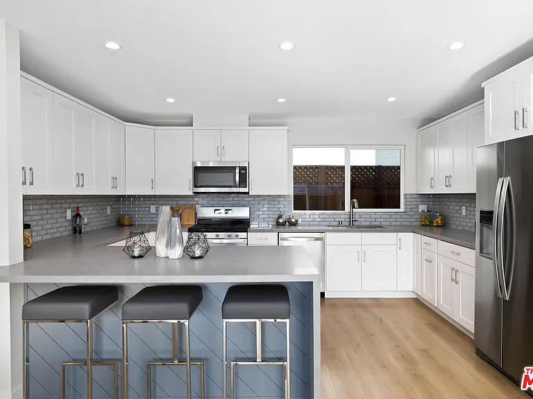 521 N Lamer St — Photo 11