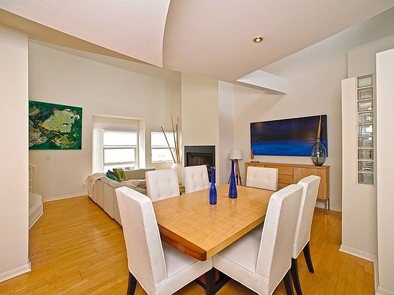 4th image of 2722 3rd St Unit 203