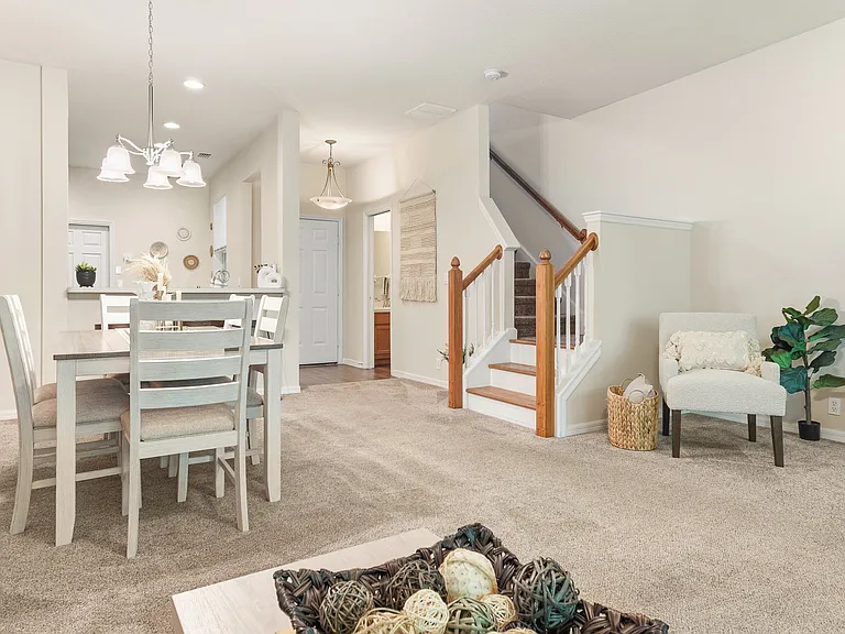 512 Spring Lake Cir — Photo 21