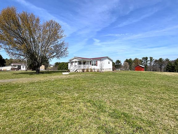 5th image of 122 River Hill Rd