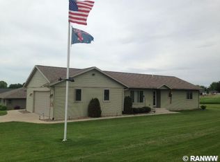 560 Fairfield Ave, Arcadia, WI 54612