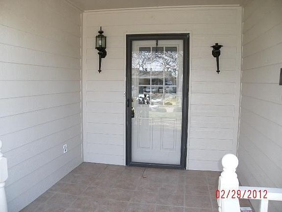 2nd image of 2101 Willow Oak Dr