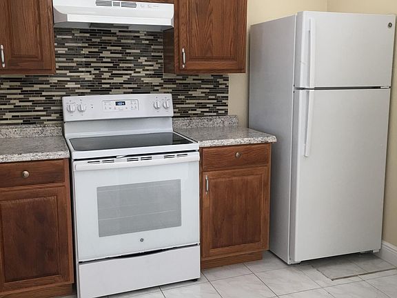 5th image of 752 Caribou Dr #3