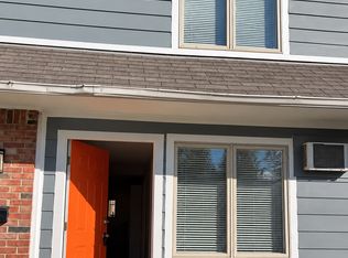 8266 Meadowlark Dr, Indianapolis, IN 46226