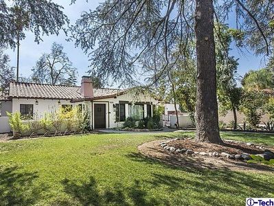 1040 E Woodbury Rd, Pasadena, CA, 91104
