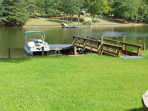 4th image of 331 Rolling Hills Rd
