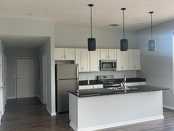 2nd image of 139 N Court St #4
