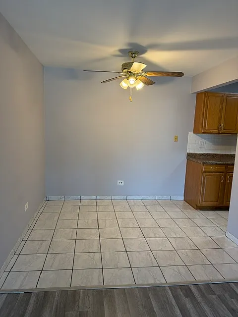 2 bed, 900 sqft, $1,755 — Photo 4