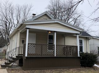 1307 Wright St, Bloomington, IL
