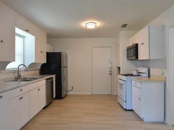 1202 Sunnyside Ave, Cockrell Hill, TX 75211