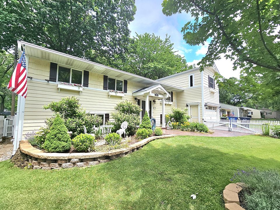 1st image of 506 Washington Park Blvd