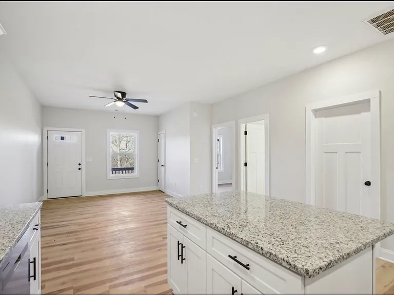 90 Five Oak Ln — Photo 3