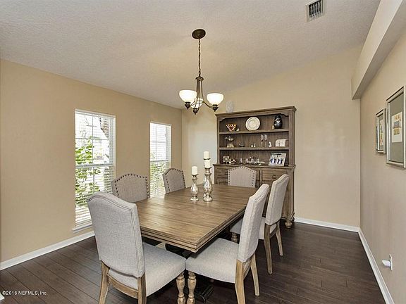 3rd image of 301 Key West Dr