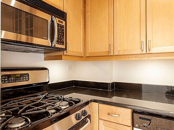 4th image of 55 W 14th St APT 20D