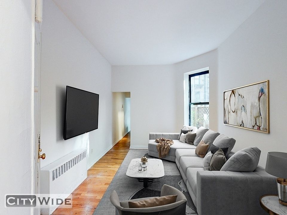 1st image of 158 E 82nd St #D