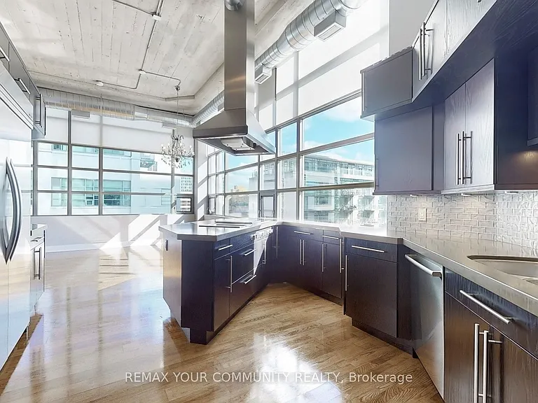 637 Lake Shore Blvd W #504 — Photo 10