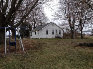 8581 Sycamore Rd, Plymouth, IN 46563