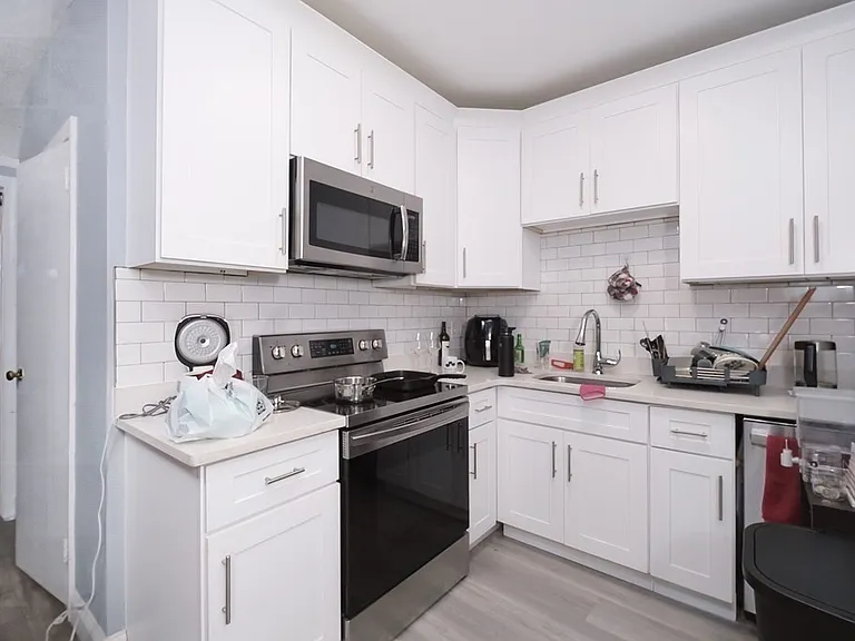 4 Wigglesworth St #B — Photo 1