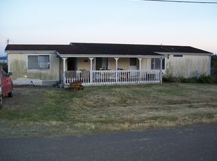 8427 Selder Rd, Blaine, WA 98230