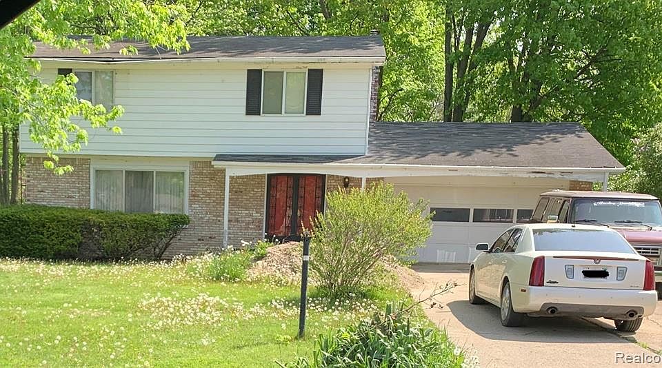 6071 Meadowwood Ln, Grand Blanc, MI 48439 Zillow