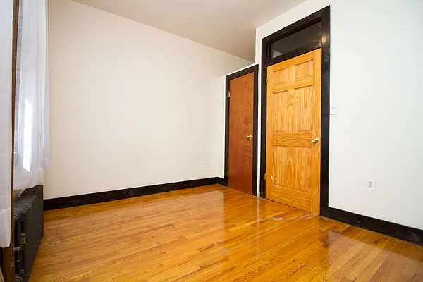 Rented by Nooklyn NYC LLC | media 32