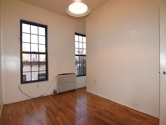 2nd image of 95 N 7th St #4C