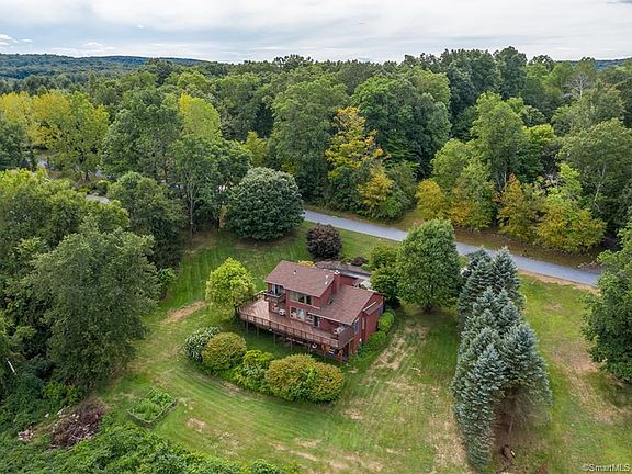 22 Smoke Ridge Drive