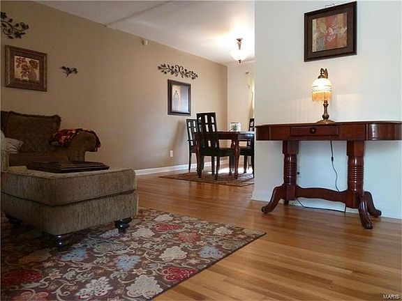 4th image of 1080 Penhurst Dr