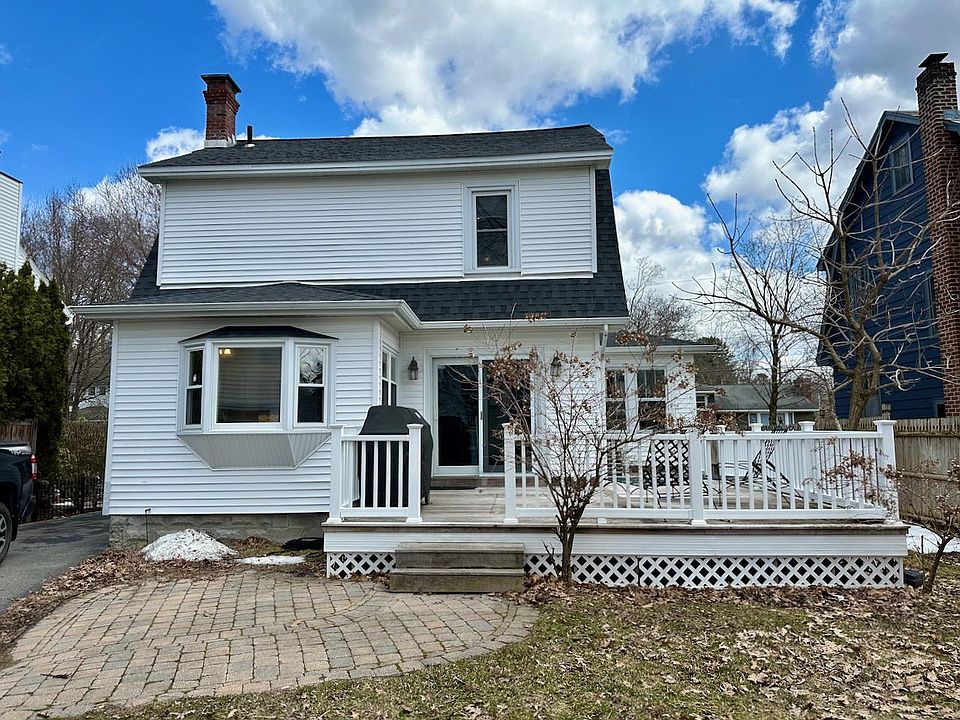 17 Pinewood Ave, Saratoga Springs, NY 12866 Zillow