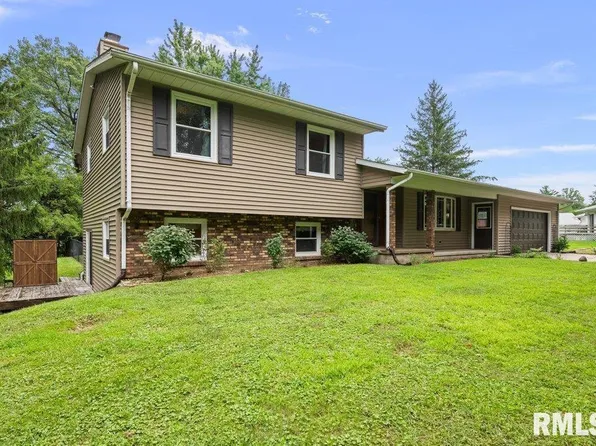 630 Hillandale Dr, Morrison, IL 61270