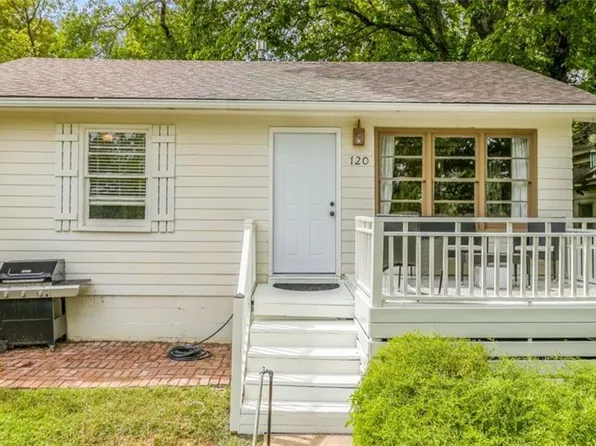 120 Wildwood St, Excelsior Springs, MO 64024