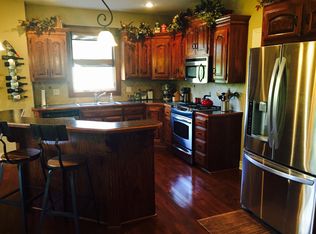 11027 S Barker Rd, Olathe, KS 66061